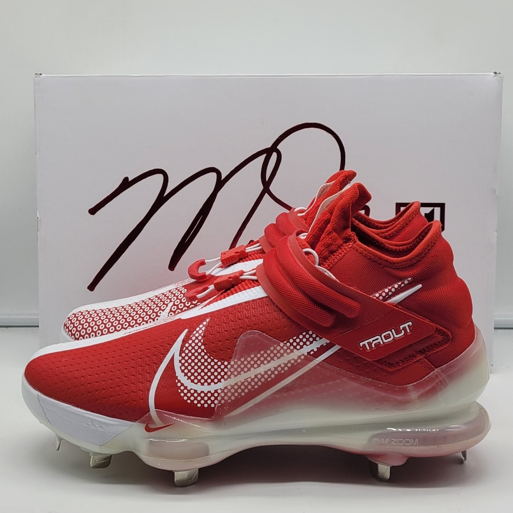 NEW Nike Zoom Trout 7 Pro